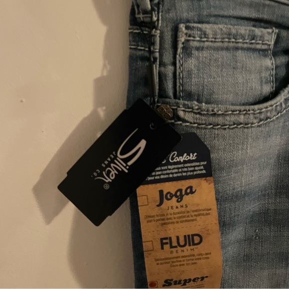 New Denim Capris - Picture 3 of 9